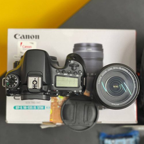 دوربین عکاسی کانن همراه لنز Canon EOS 70D Kit 18-135mm IS STM کارکرده