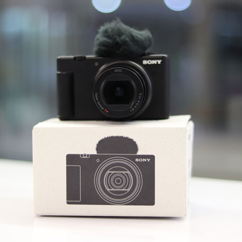 دوربین دیجیتالی سونی Sony ZV-1 II Digital Camera کارکرده