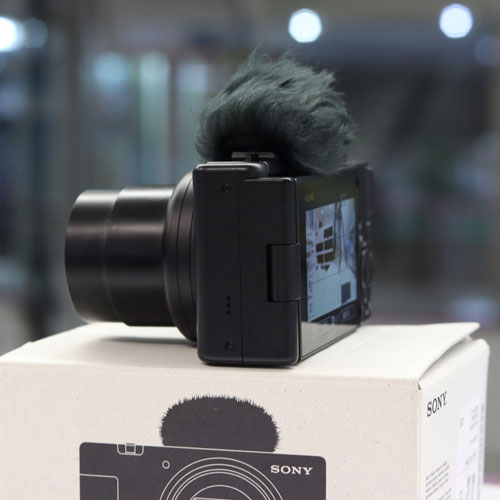 دوربین دیجیتالی سونی Sony ZV-1 II Digital Camera کارکرده