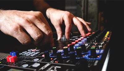 رکوردر و میکسر صدا زوم Zoom LiveTrak L-12 Digital Mixer Recorder