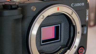 بدنه دوربین بدون آینه کانن Canon EOS R50 V Mirrorless Camera